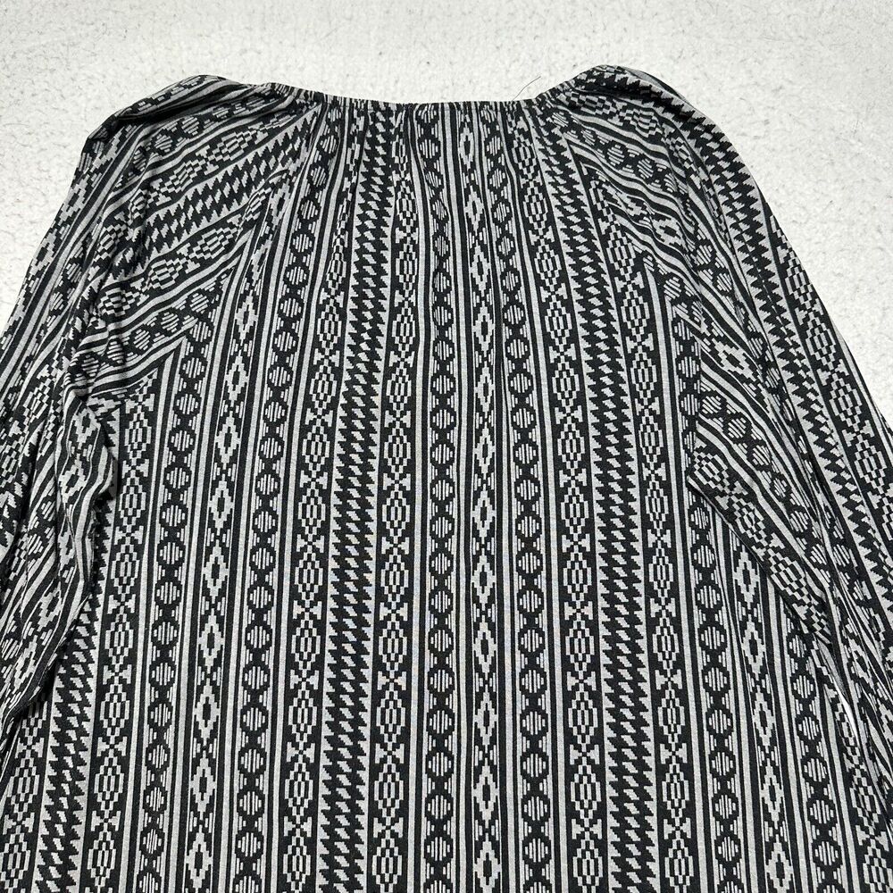LuLaRoe Debra Women's Small 3/4 Sleeve Peasant Top Lightweight Blouse Gray Black - Picture 11 of 12